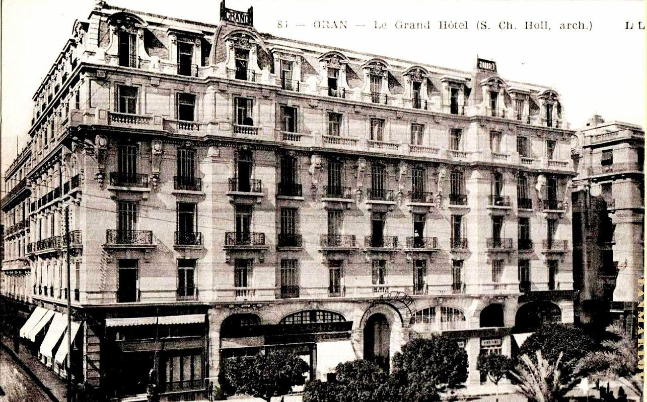 Oran - Place de la Bastille - Grand Hotel.jpg